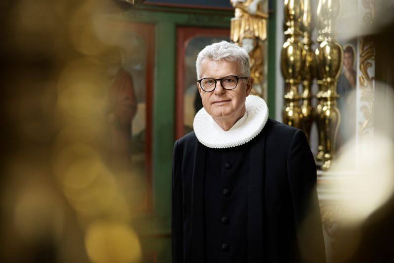 Hilsen fra biskoppen: Kirken skal med til festen