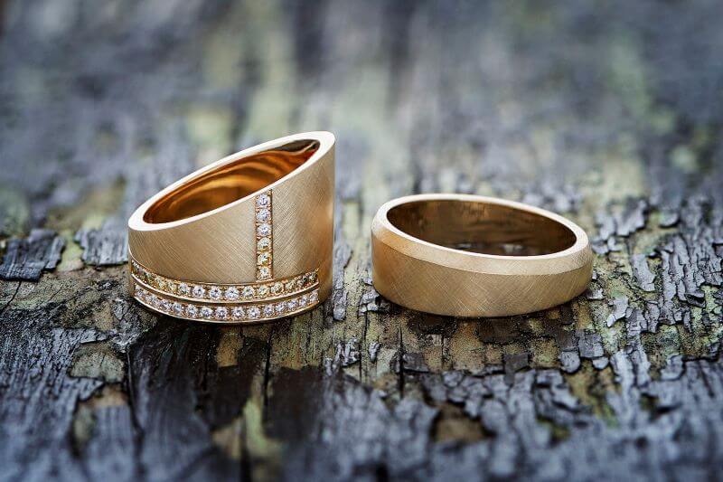 Sådan vælger I den helt rigtige vielsesring